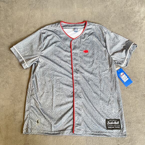 NBA Basketball Jersey Classic Gray Red Short Sleeve Button Front Mens Size Large - Picture 1 of 11